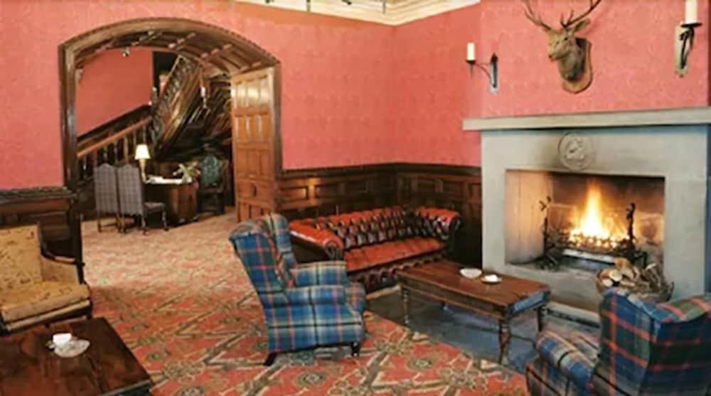 Tulloch Castle Hotel ‘A Bespoke Hotel’ Dingwall Interior foto